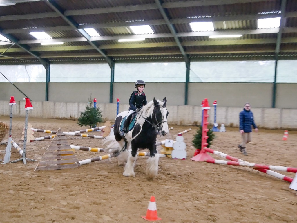 10.jpg EP Stables - Kerstjumping - Jumping de Noël 
